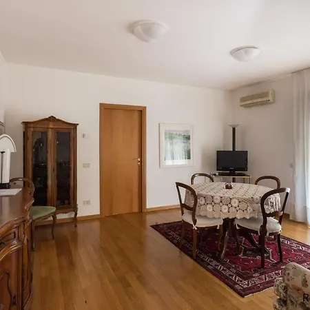 River House Apartment